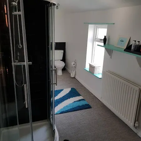 Relaxing 2-bed House - Sofabed Option